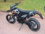 motard_200_gallery_1.jpg